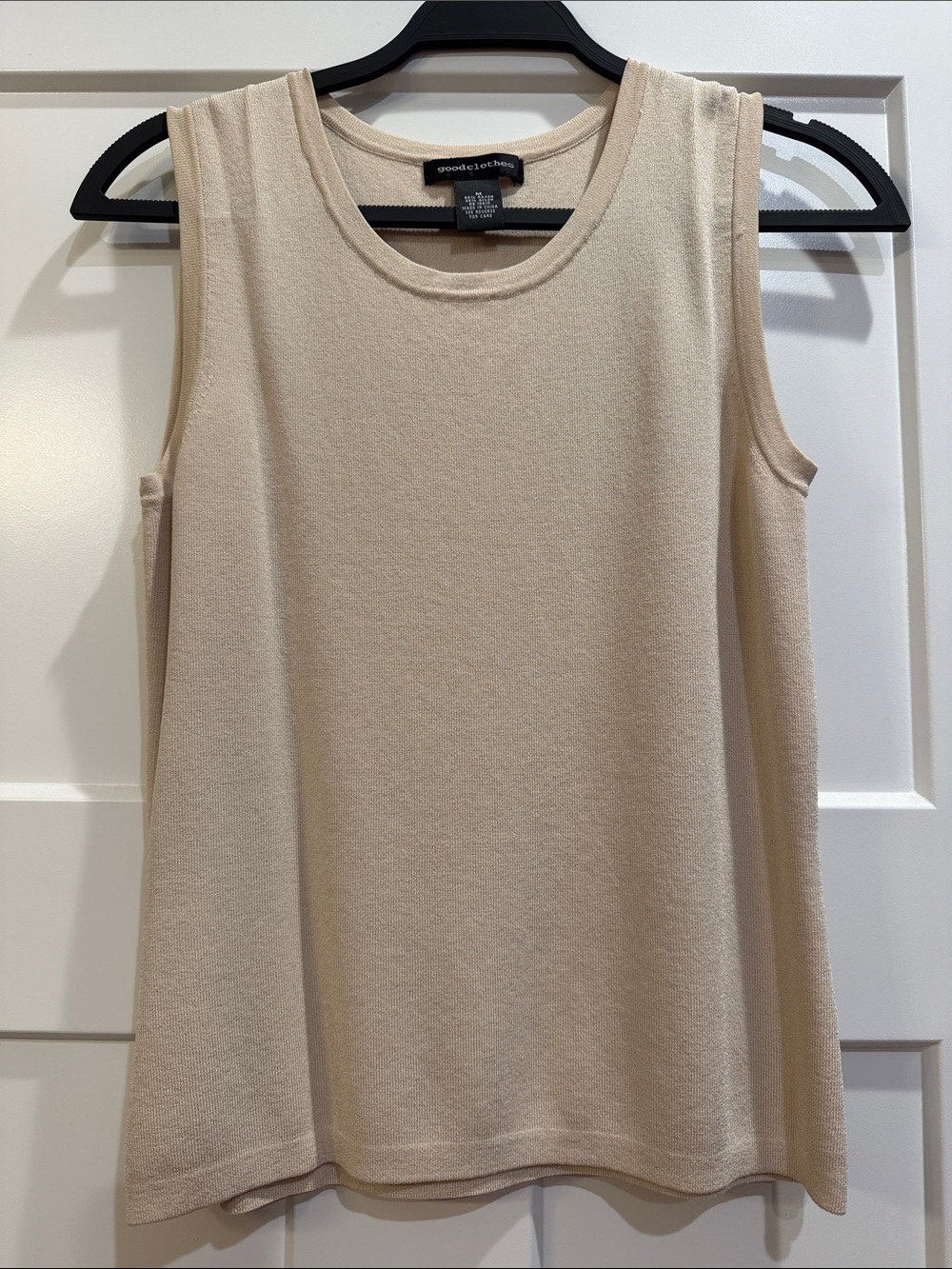 Good Clothes Light Cream Sleeveless Knit Tank Size Medium